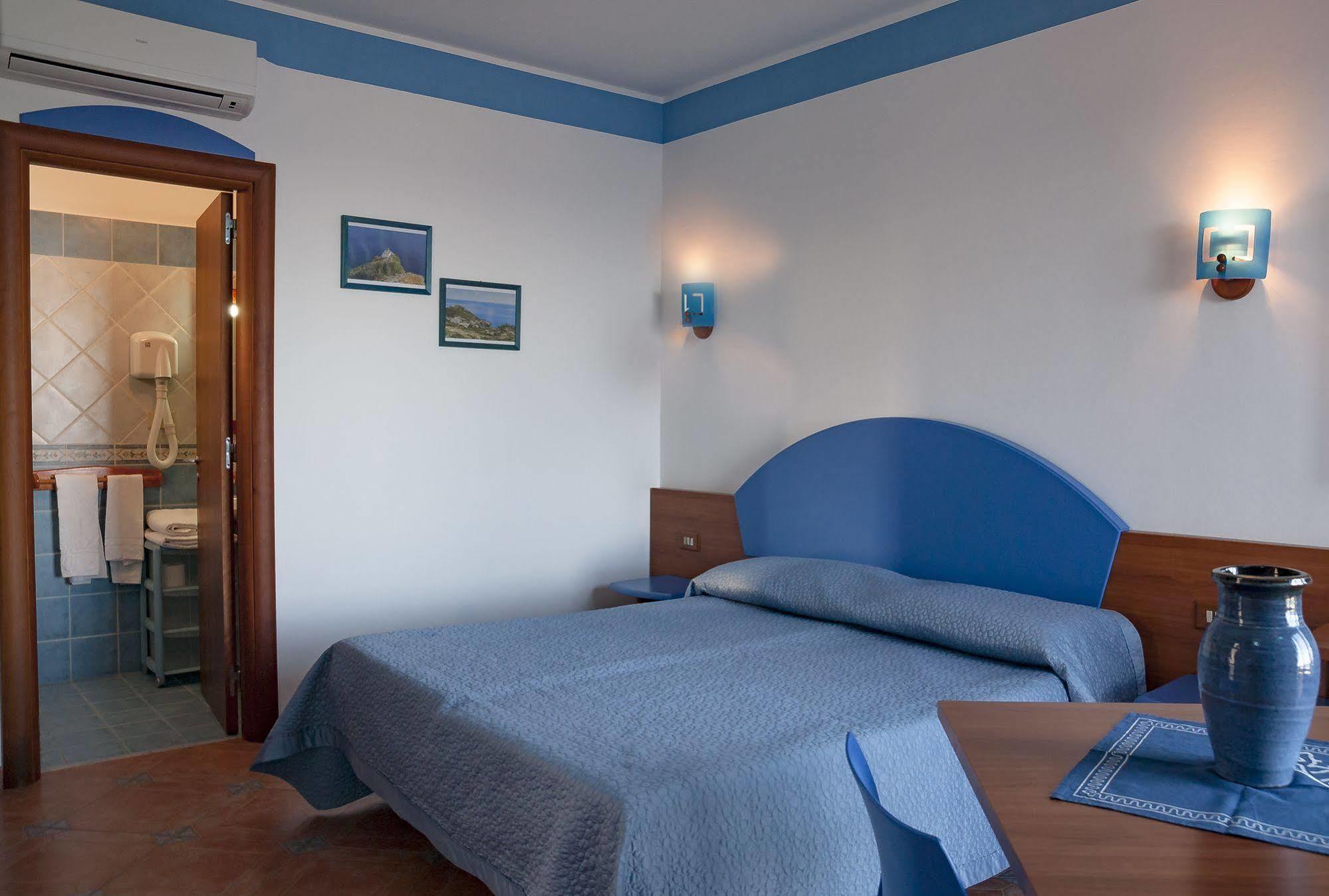 Aparthotel Sogni Nel Blu Isola di Ustica Exteriér fotografie